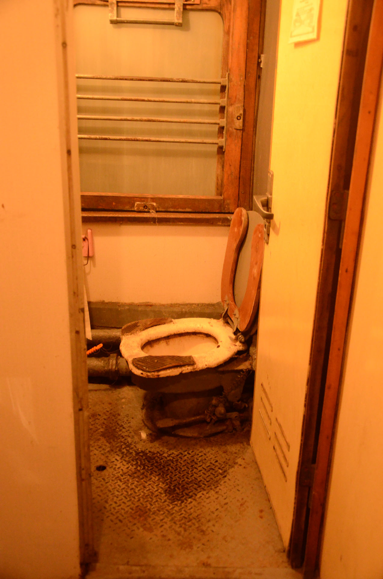 Uzhhorod - Lviv train